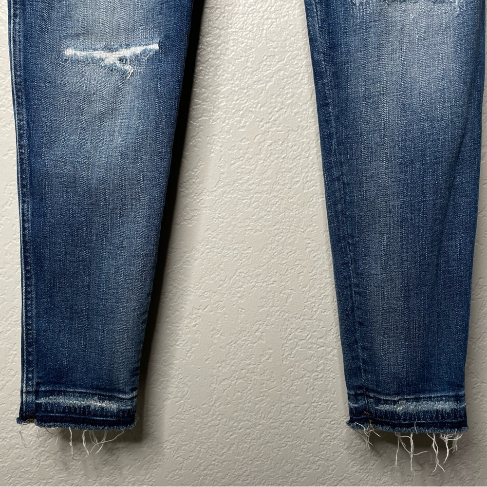 Madewell 9" Mid-Rise Skinny Jeans in York Wash: Rip and Repair Edition Denim - Picture 5 of 13